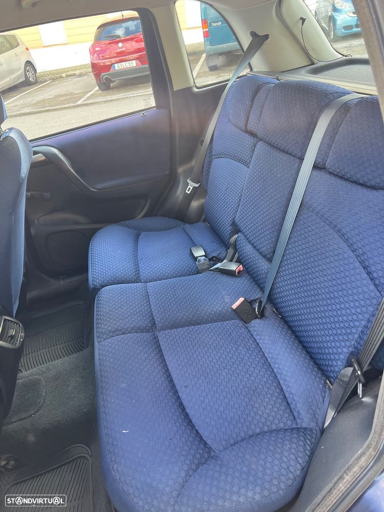 Fiat Stilo - 8