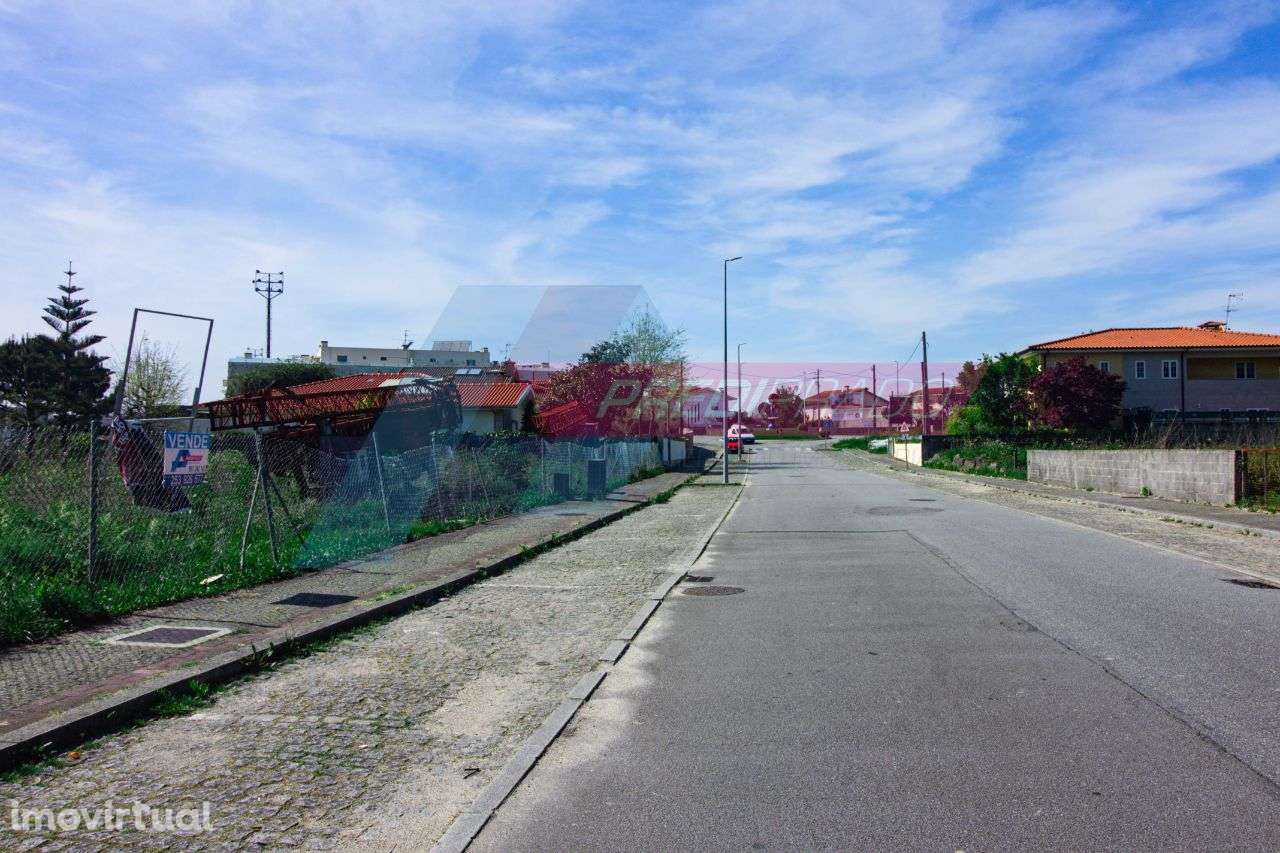 Excelente lote de terreno em Galegos Santa Maria, Barcelos! - Grande imagem: 3/5