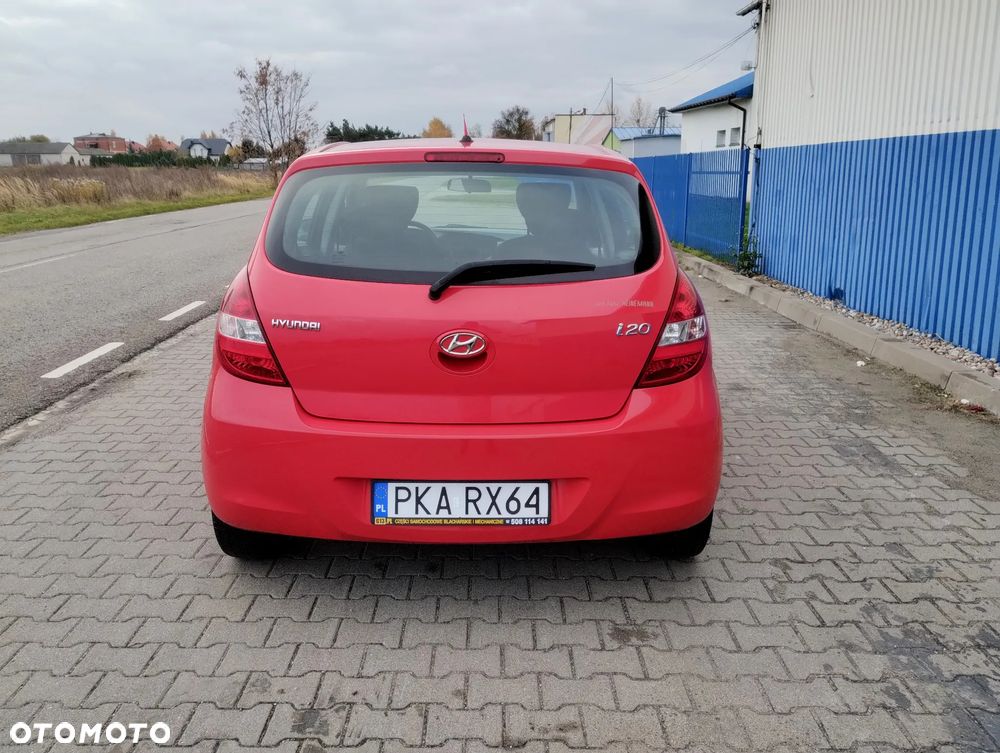 Hyundai i20 1.2 Classic + - 8