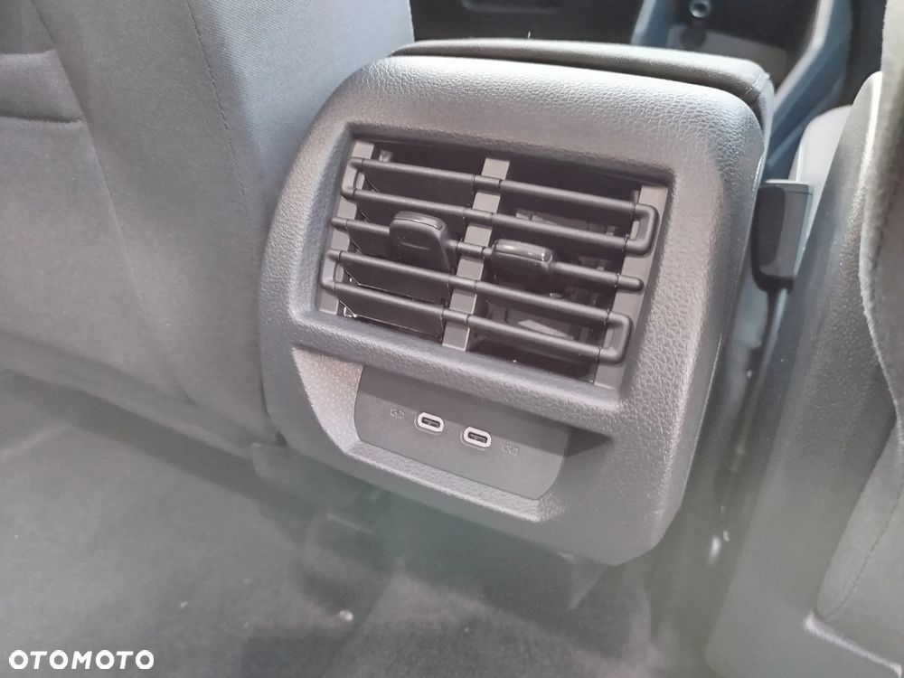 Ford Tourneo Connect Grand 2.0 EcoBlue Active - 12