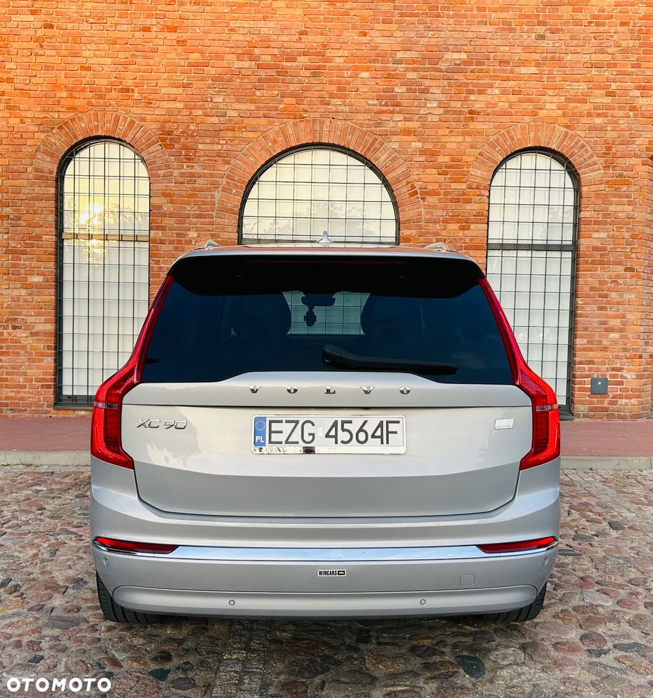Volvo XC 90 - 8