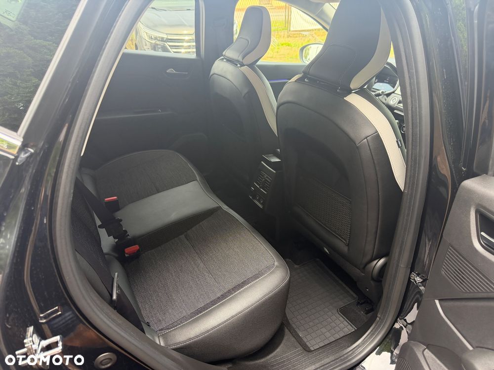 Renault Captur 1.6 E-TECH Plug-In Intens - 14