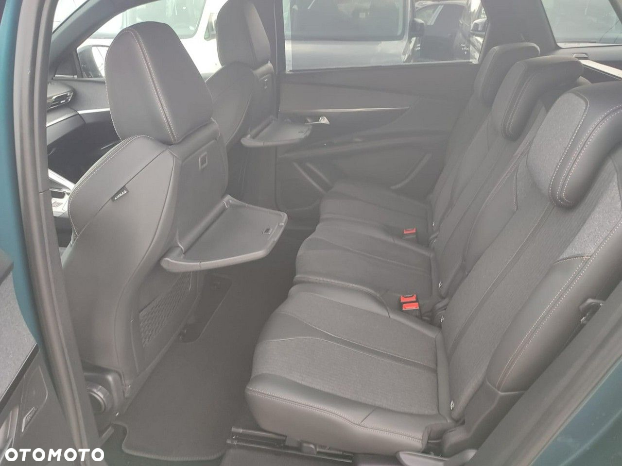 Peugeot 5008 1.6 PureTech GT Line S&S EAT8 - 13