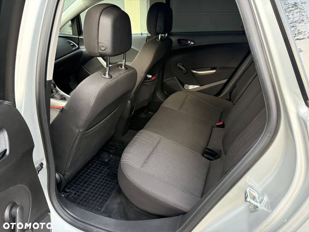 Opel Astra 1.7 CDTI DPF - 8