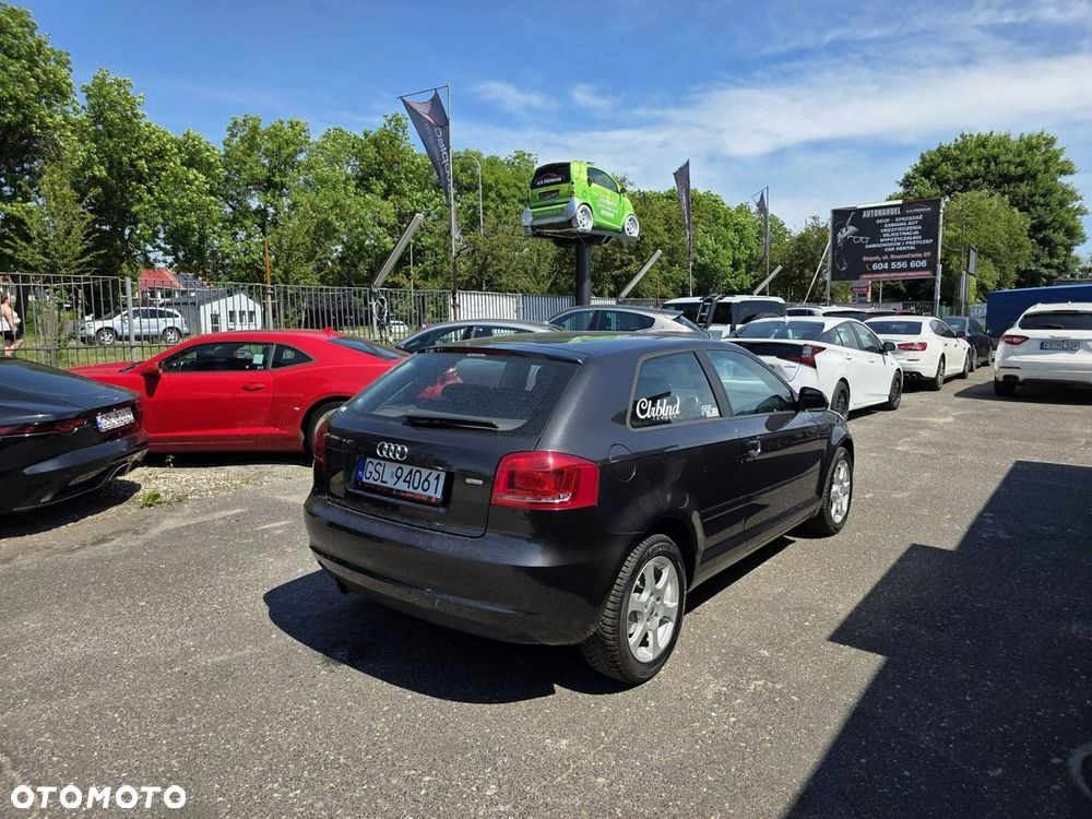Audi A3 3-drzwiowe 1.6 Attraction - 5