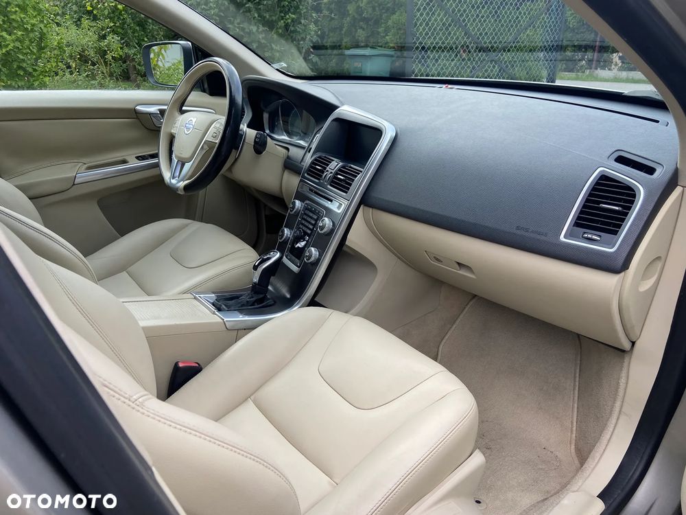 Volvo XC 60 - 14