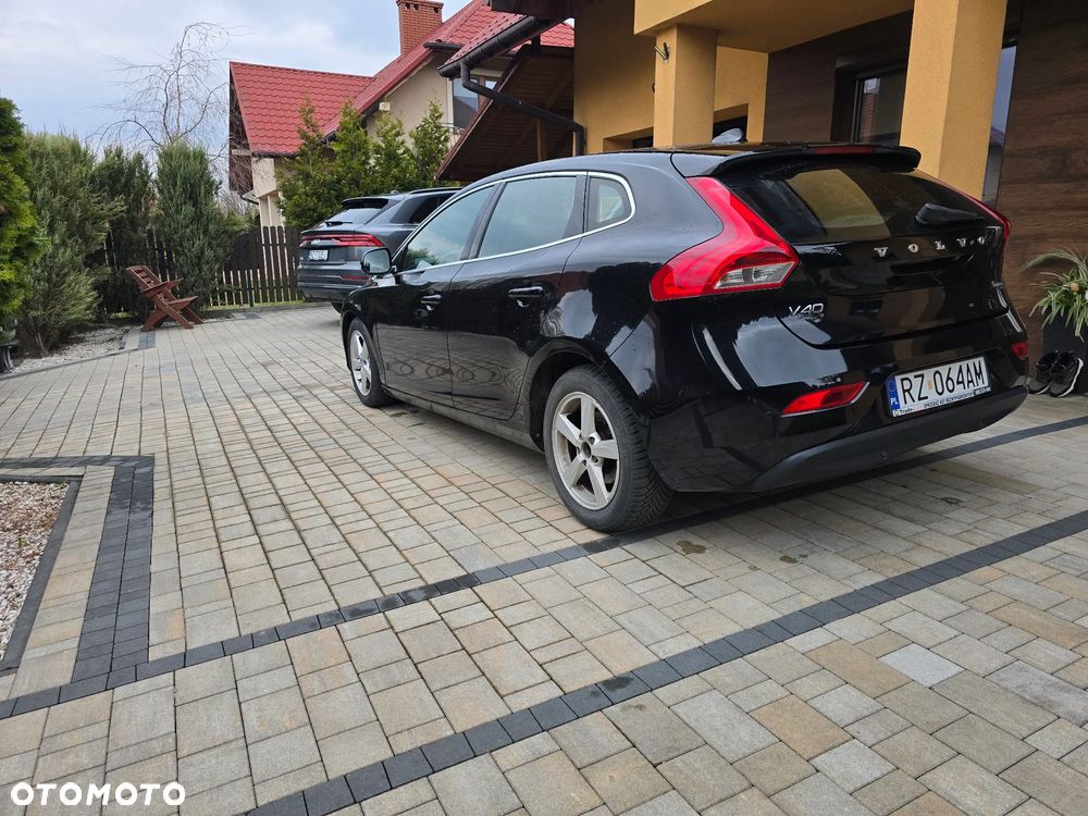 Volvo V40 D2 Momentum - 7