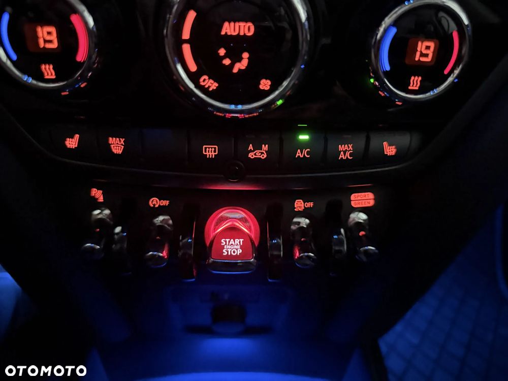 MINI Countryman Cooper Classic Trim - 10