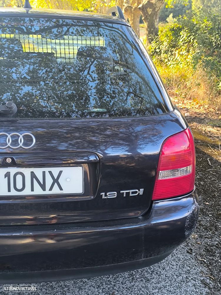 Audi A4 Avant 1.9 TDI Attraction - 11