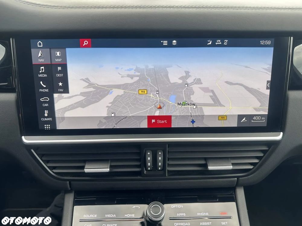 Porsche Cayenne Standard - 20