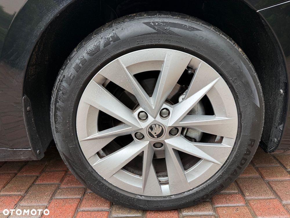 Skoda Octavia 2.0 TDI DSG Tour - 21
