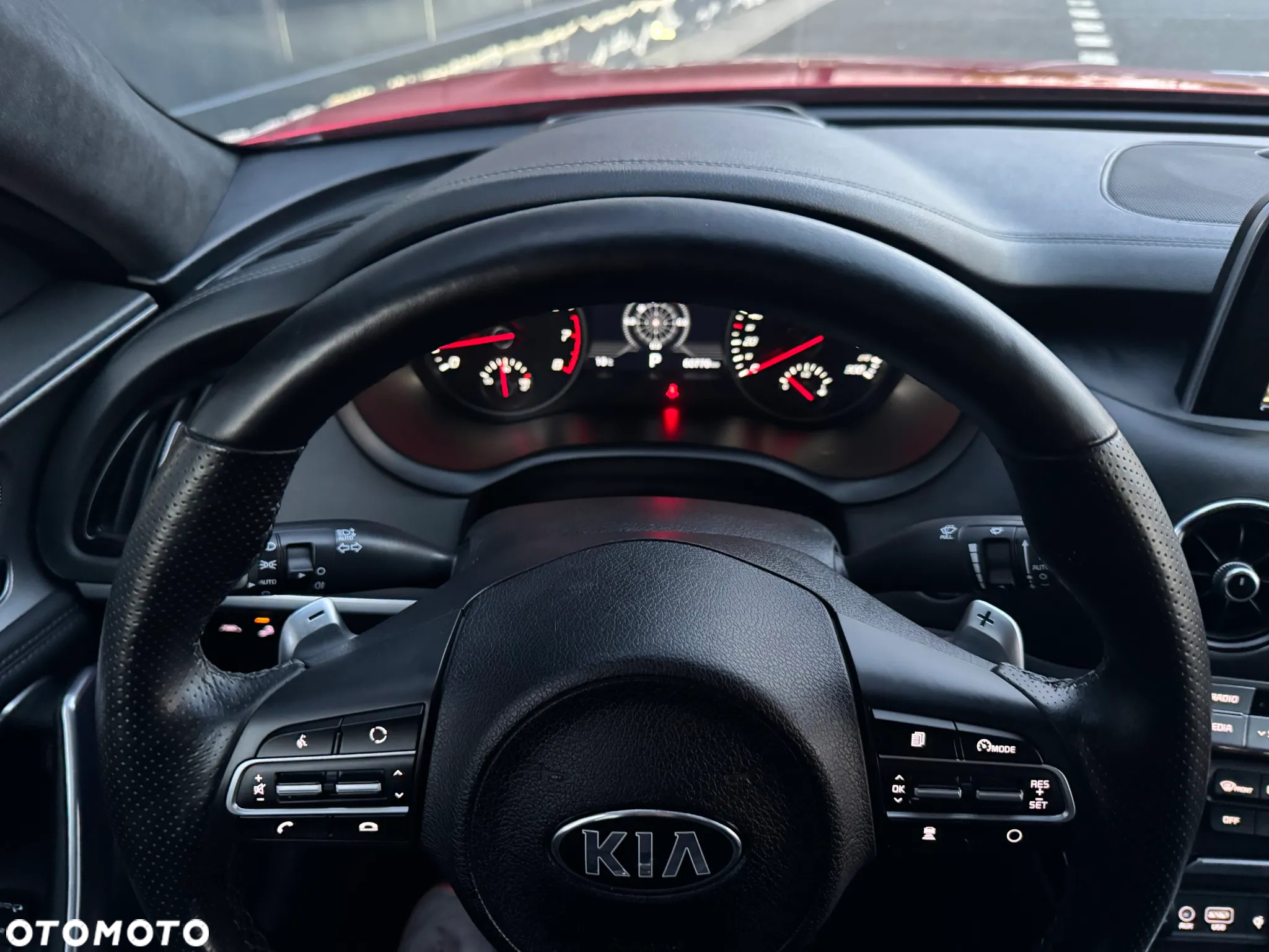 Kia Stinger 3.3 T-GDI V6 GT AWD - 20