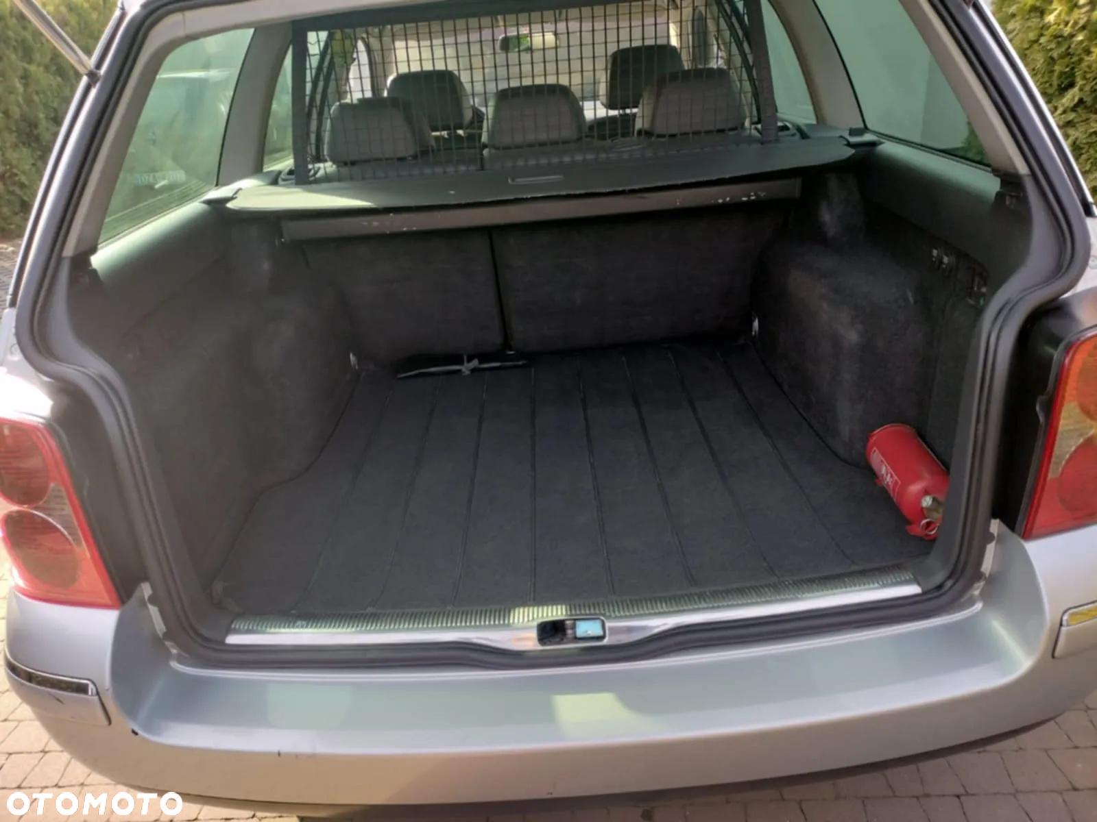 Volkswagen Passat - 4