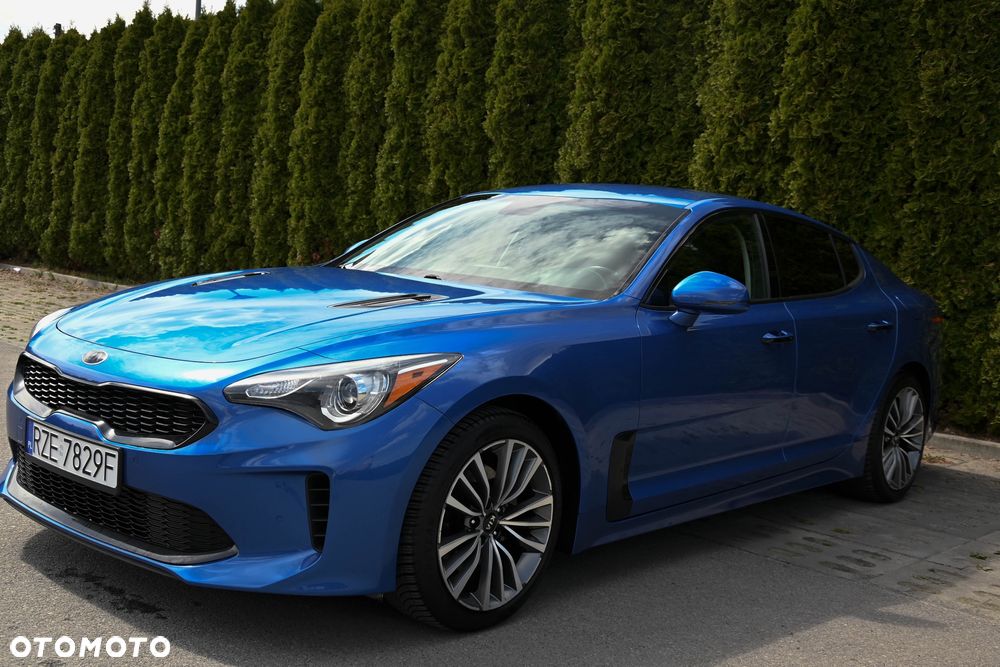 Kia Stinger - 16