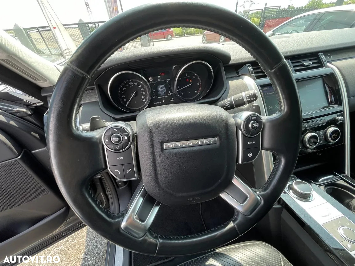 Land Rover Discovery 3.0 L TD6 HSE - 16