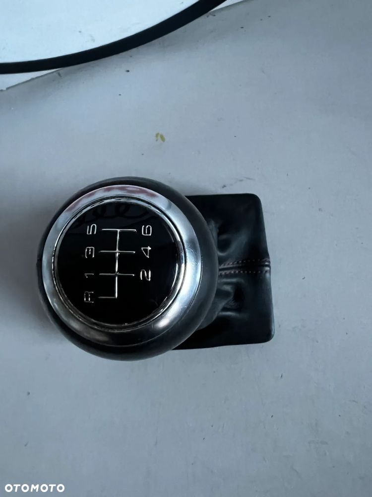 GAŁKA MIESZEK ZMIANY biegów AUDI a4 b8 S4 s line manual CZERWONA NITKA - 2