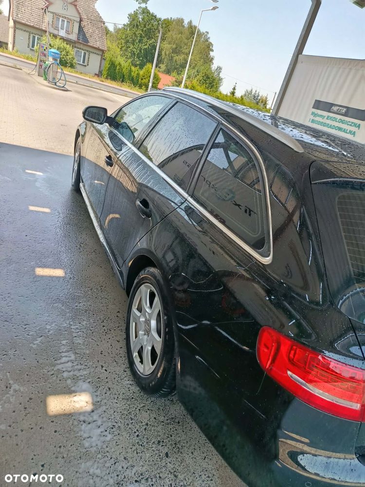 Audi A4 Avant 2.0 TDI Quattro - 14