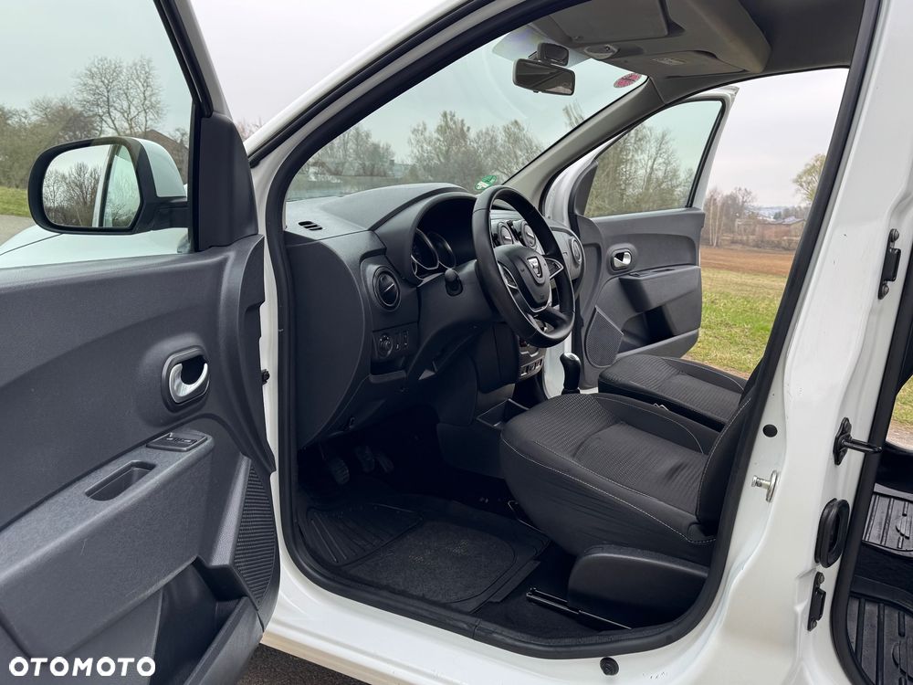 Dacia Dokker dCi 90 Laureate - 27