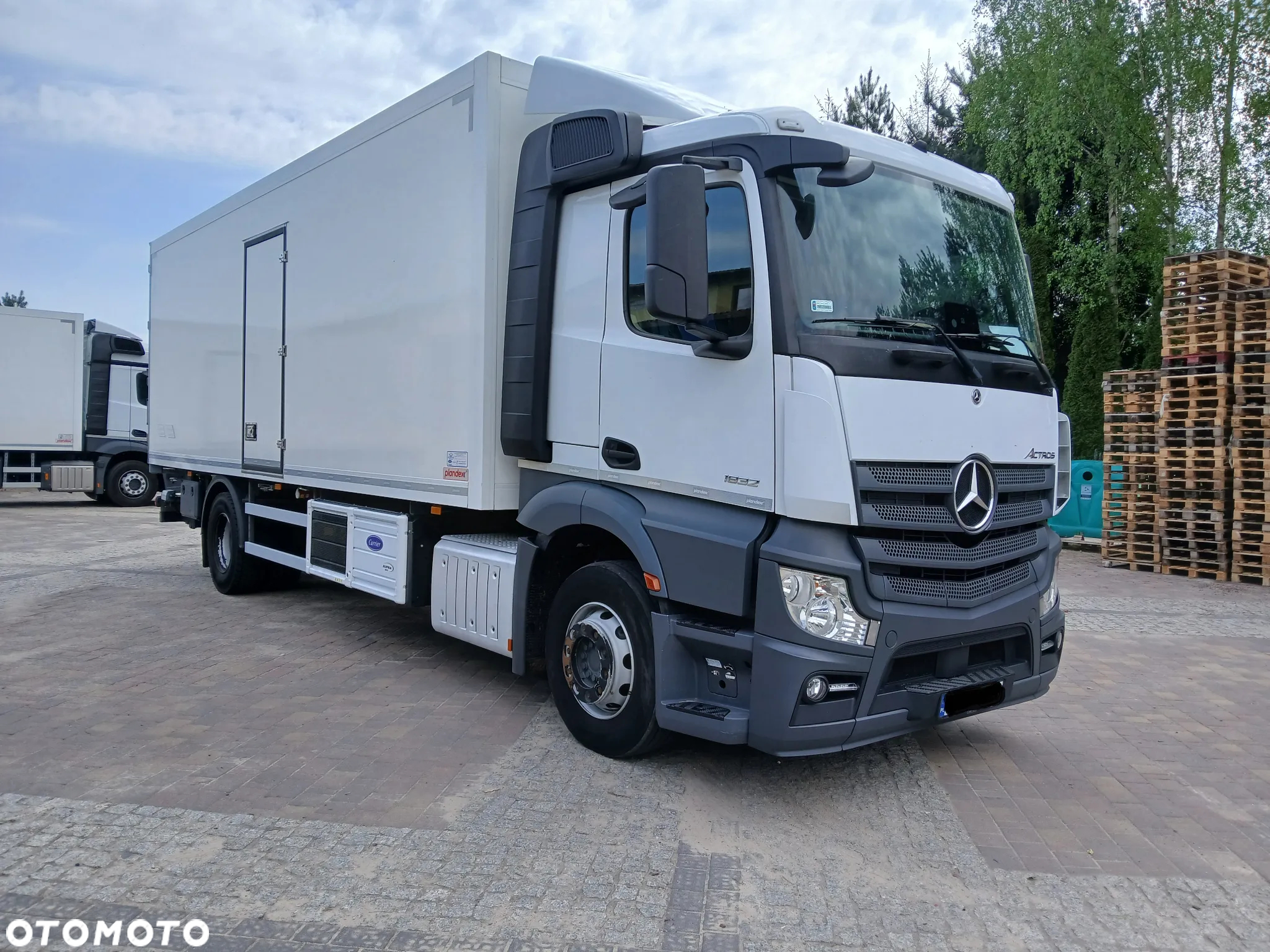 Mercedes-Benz Actros - 2