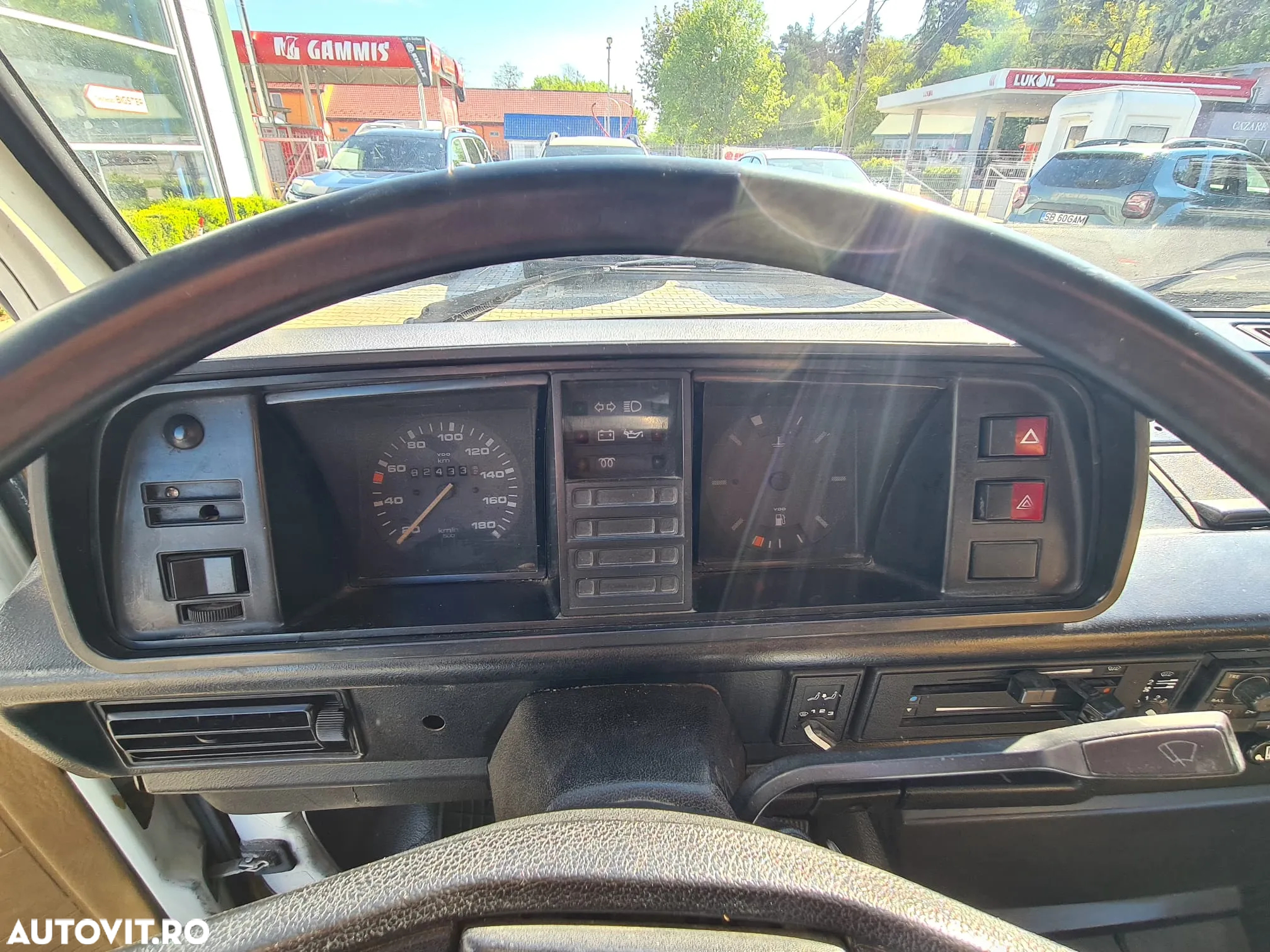Volkswagen Transporter - 8