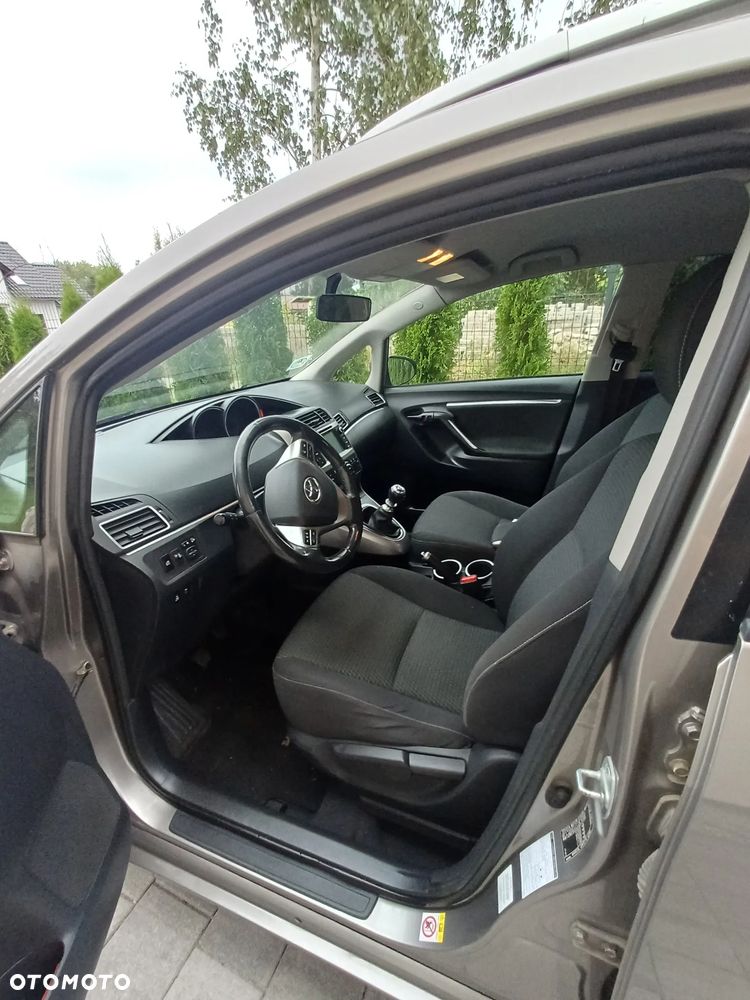 Toyota Verso 1.6 D-4D Premium 7os - 10