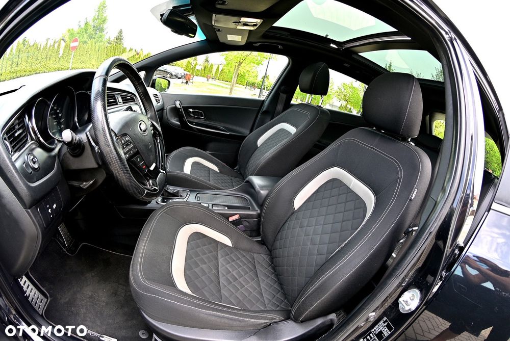 Kia Ceed 1.6 CRDi 136 DCT ISG GT Line - 34