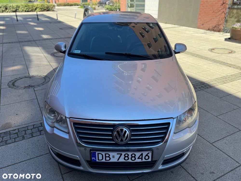 Volkswagen Passat - 8