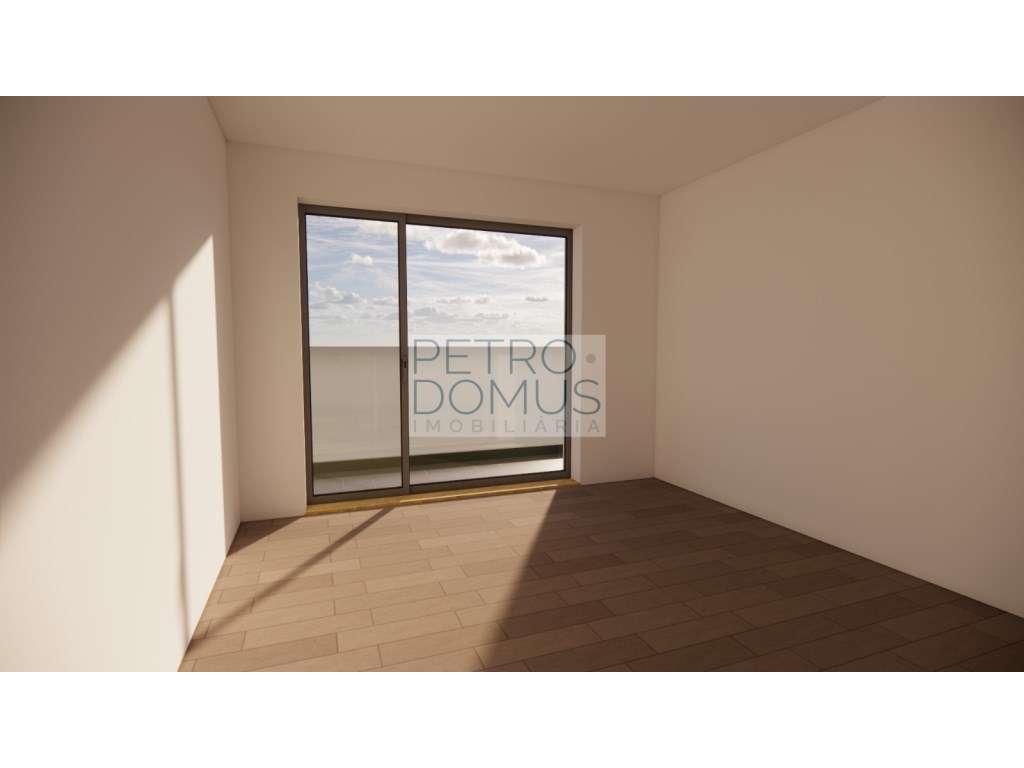 MORADIA T3+1 NOVA COM JARDIM E GARAGEM EM LEIRIA - Grande imagem: 5/10