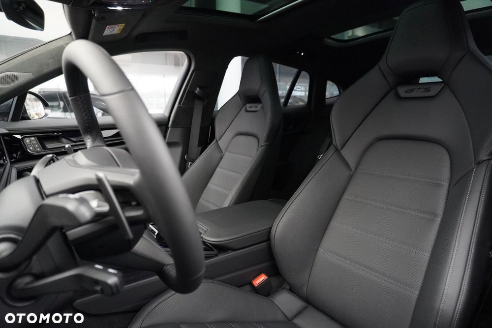 Porsche Panamera GTS - 28