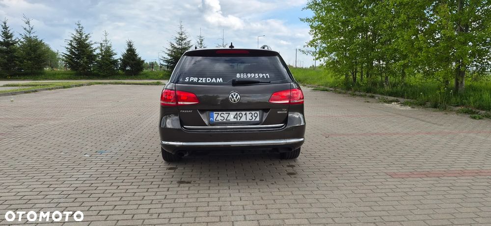 Volkswagen Passat 1.6 TDI Comfortline - 12