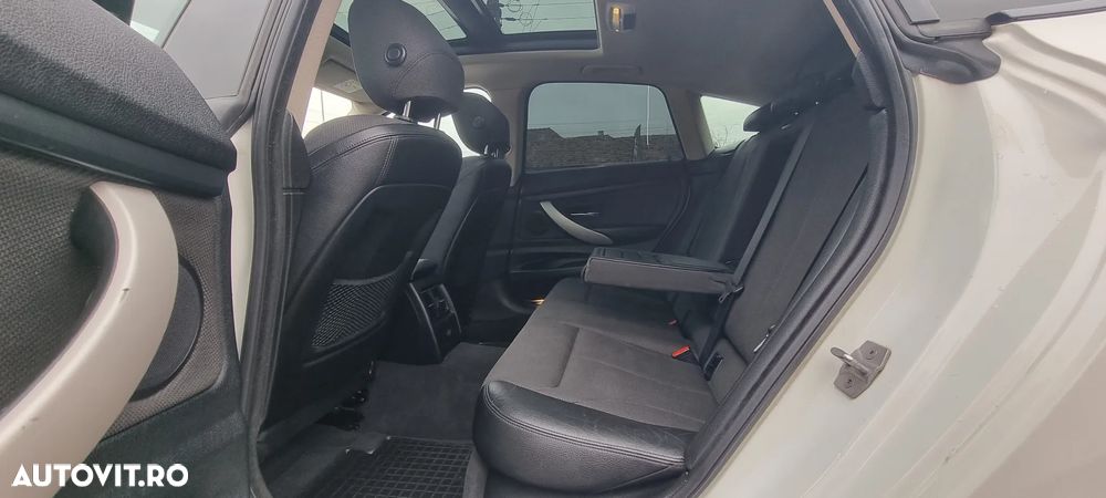 BMW Seria 3 320d xDrive Sport-Aut. - 11