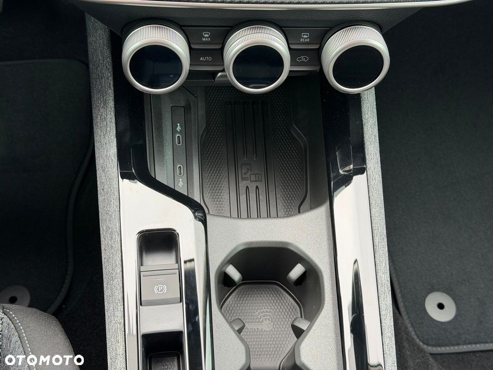 Skoda Superb 2.0 TSI 4x4 Selection DSG - 16
