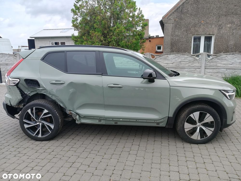 Volvo XC 40 T4 Plug-In Hybrid R-Design - 4