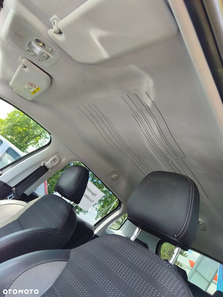 Peugeot 2008 1.6 BlueHDi Allure S&S - 5
