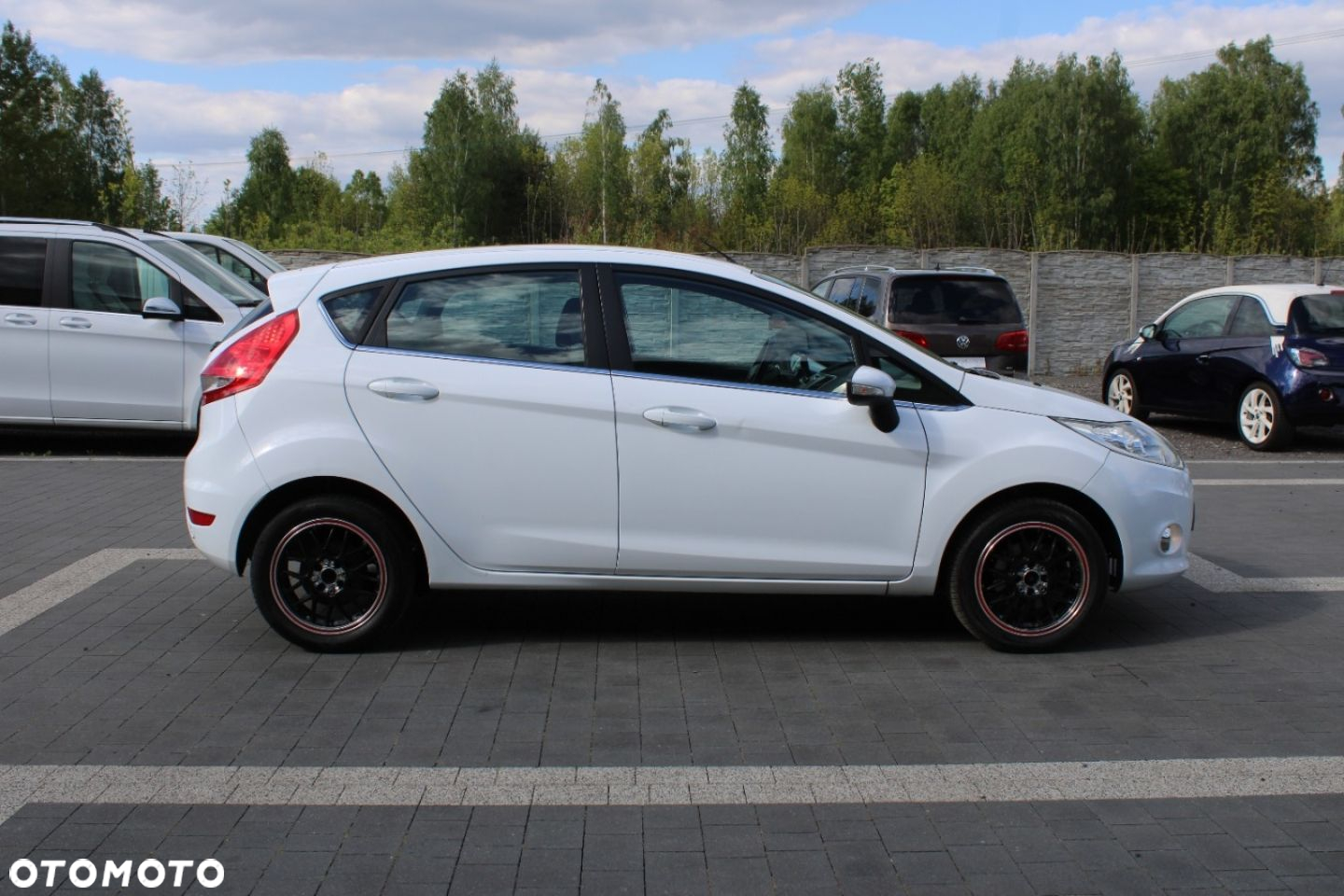 Ford Fiesta - 10