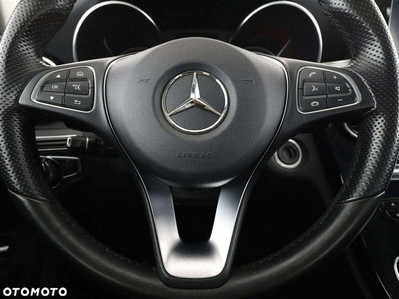 Mercedes-Benz Klasa C 180 T 7G-TRONIC Avantgarde - 21