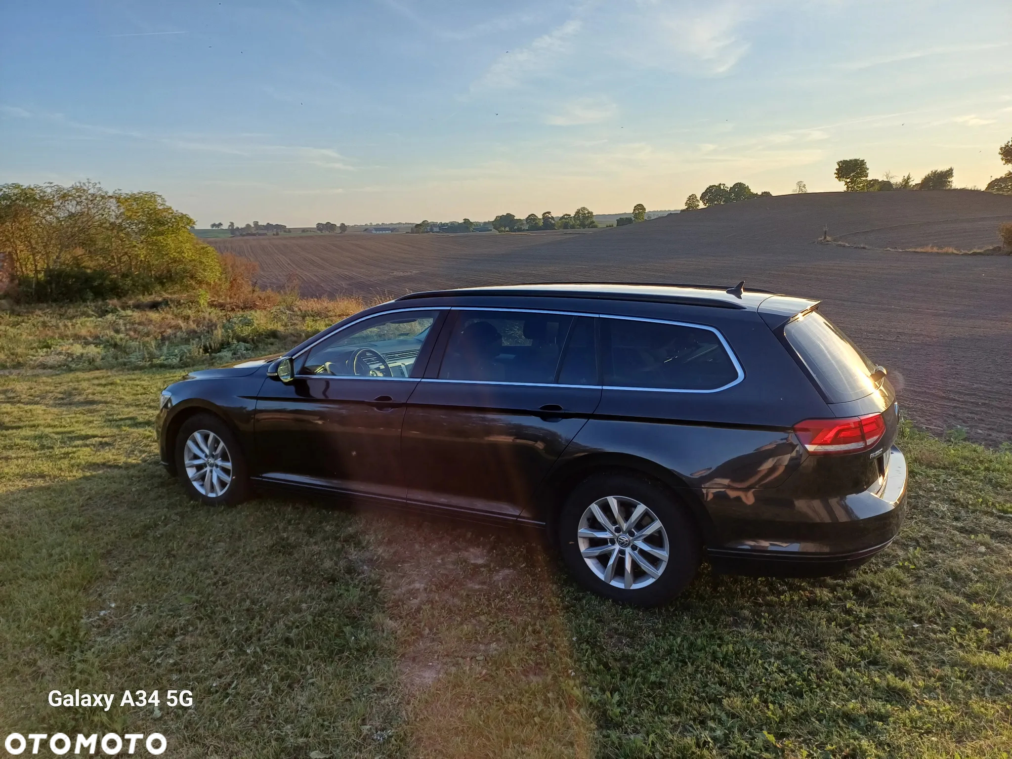 Volkswagen Passat 2.0 TDI SCR Comfortline - 4