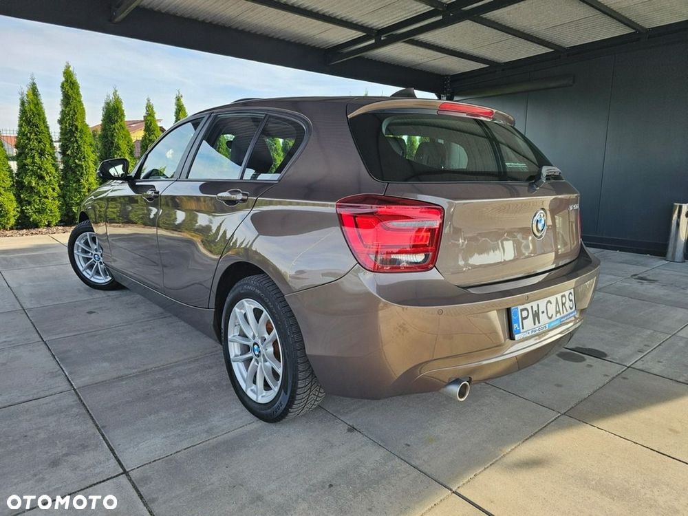 BMW Seria 1 120d Sport-Aut - 4