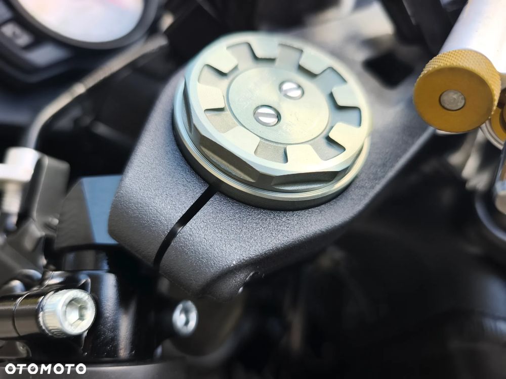 Kawasaki ZX - 18