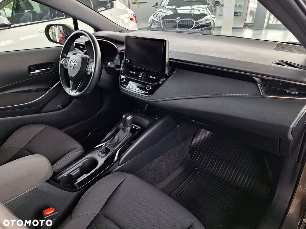 Toyota Corolla 1.8 Hybrid Comfort - 18