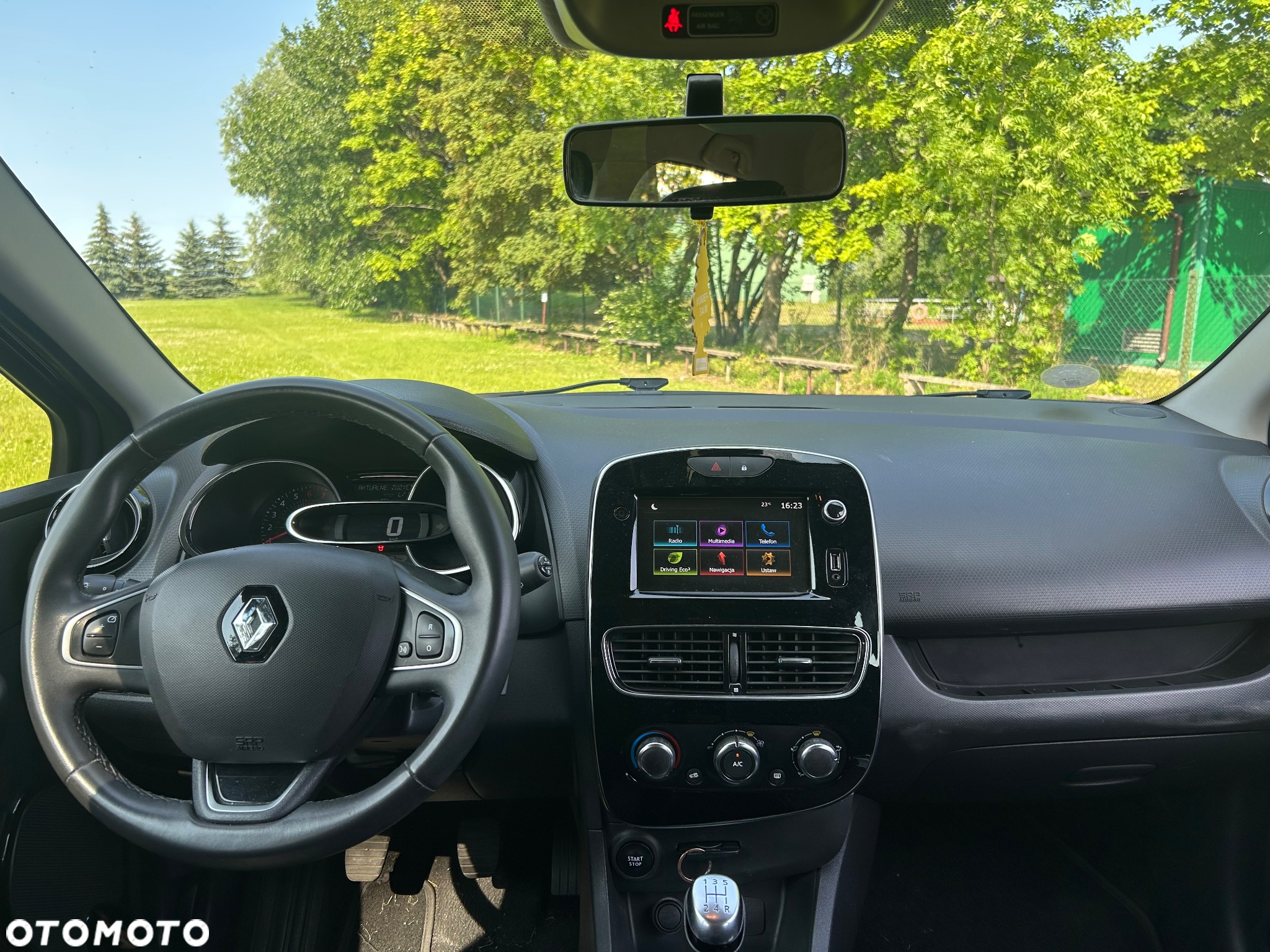 Renault Clio - 5