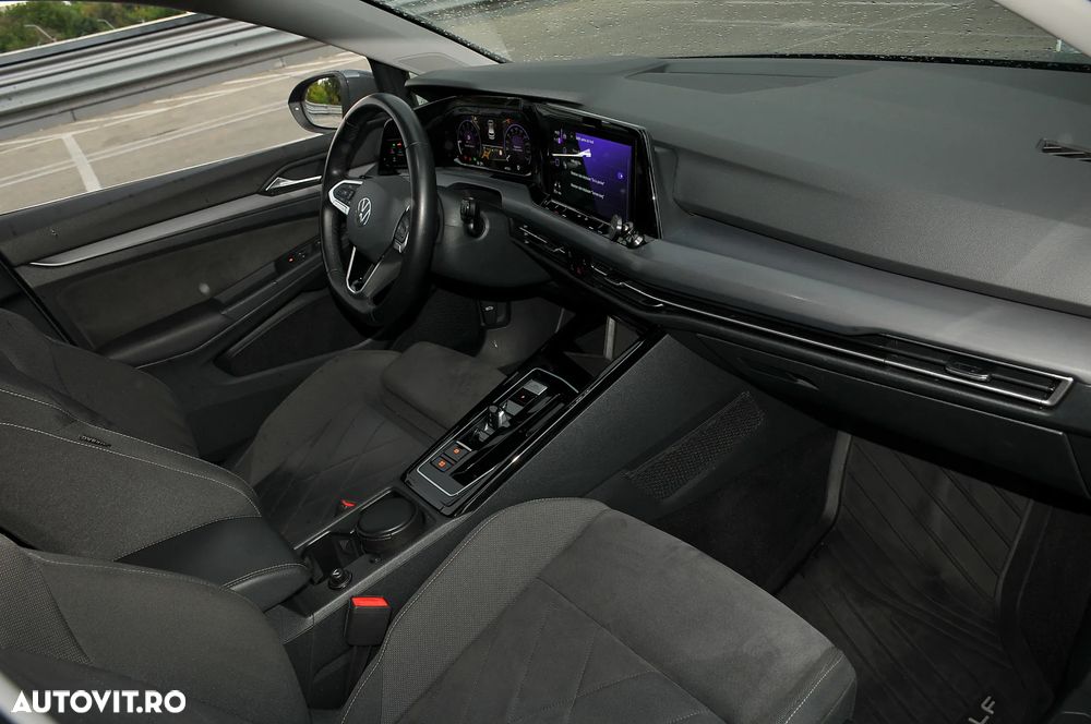 Volkswagen Golf 1.5 eTSI ACT DSG MHEV Style - 14