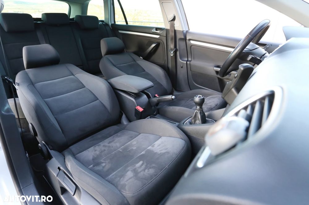 Volkswagen Golf 2.0 TDI Highline - 20