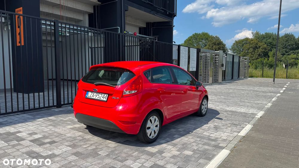Ford Fiesta 1.25 Ambiente - 18