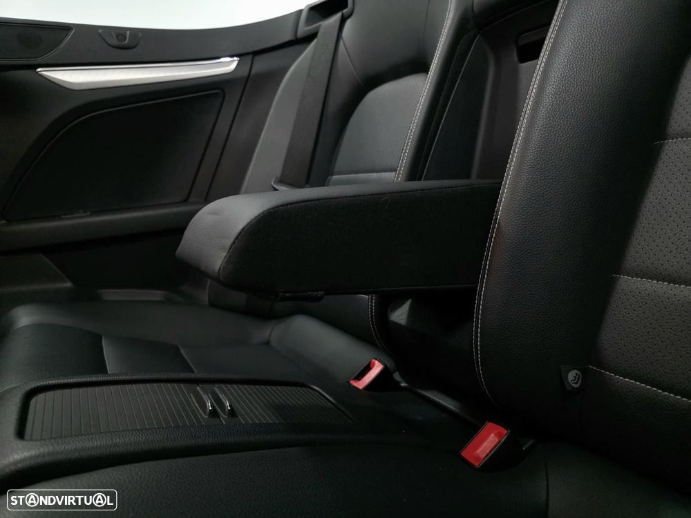 Mercedes-Benz E 250 - 15