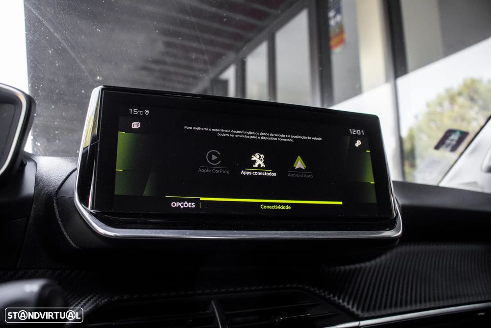 Peugeot 2008 1.5 BlueHDi Allure EAT8 - 43