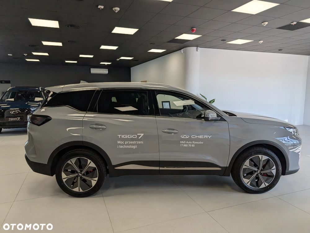 Chery Tiggo 7 1.6 T-GDI Prestige AWD DCT - 8