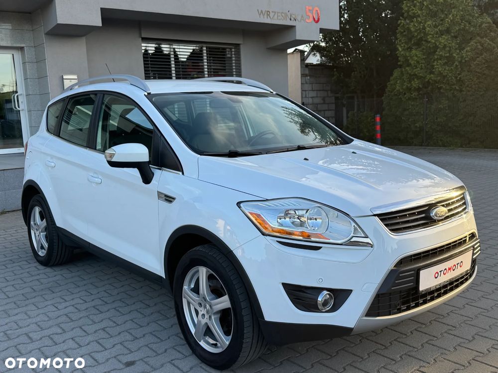 Ford Kuga 2.0 TDCi 4x4 Titanium - 24