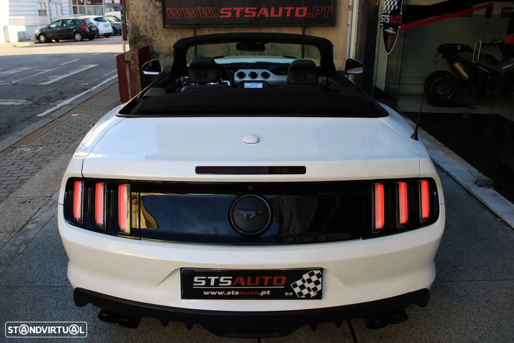 Ford Mustang Cabrio 2.3 Eco Boost - 53