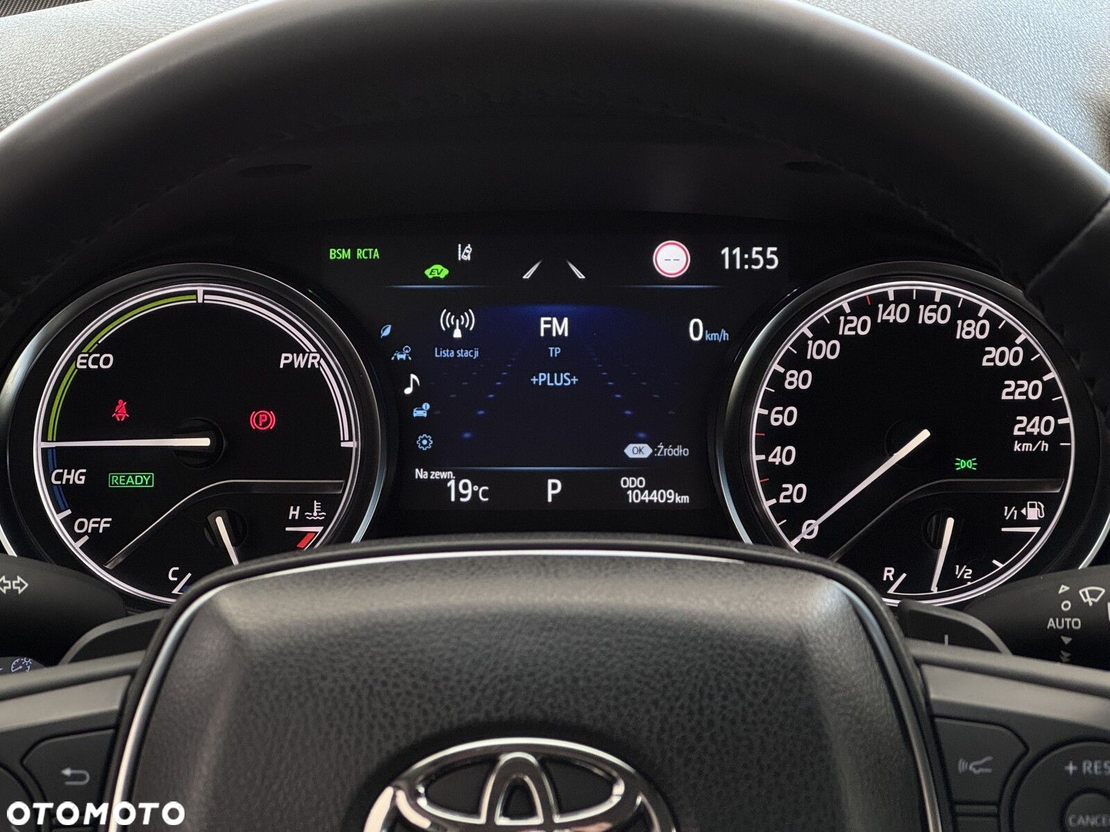 Toyota Camry - 16